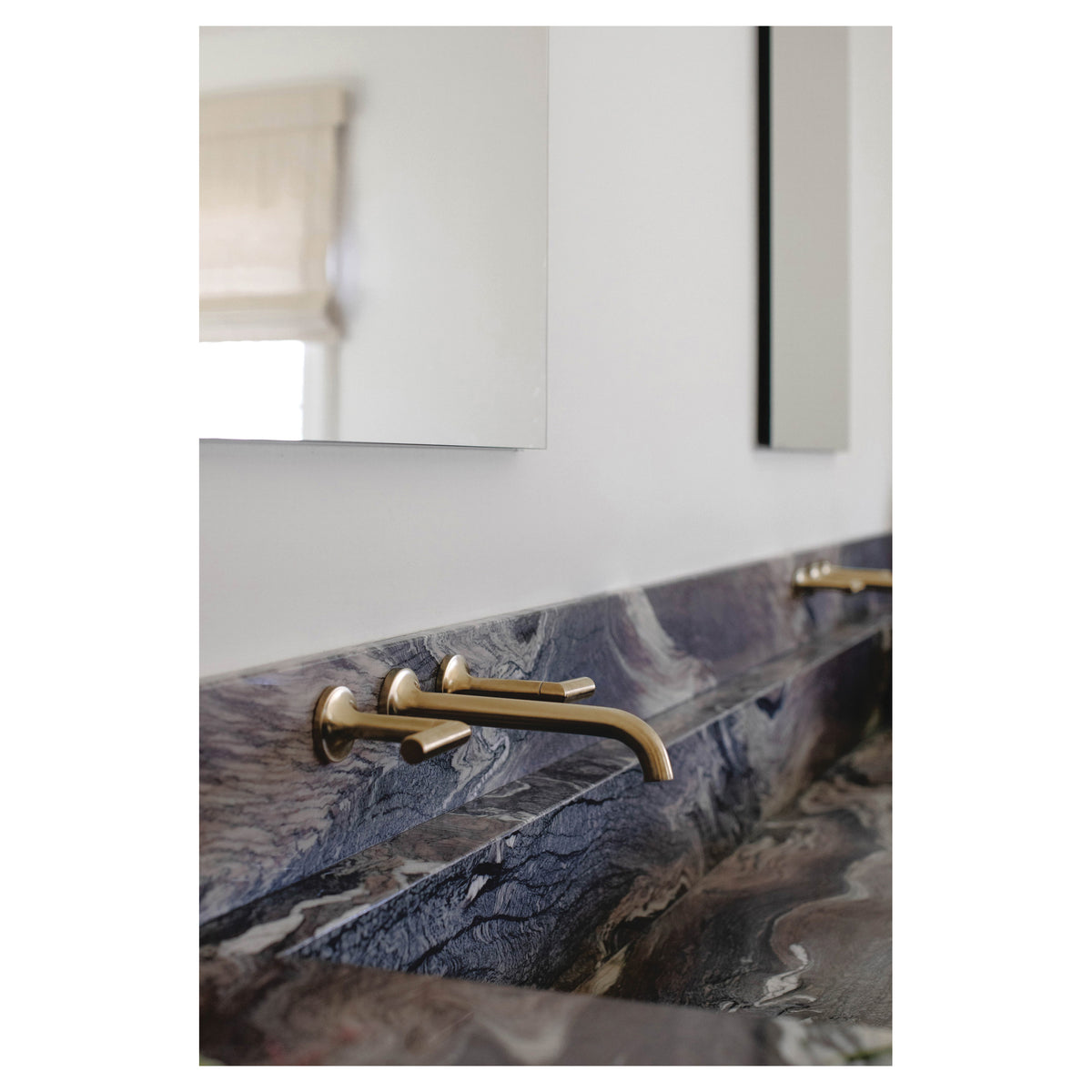 Odin - Two Lever Handle - Luxe Gold - Zinc