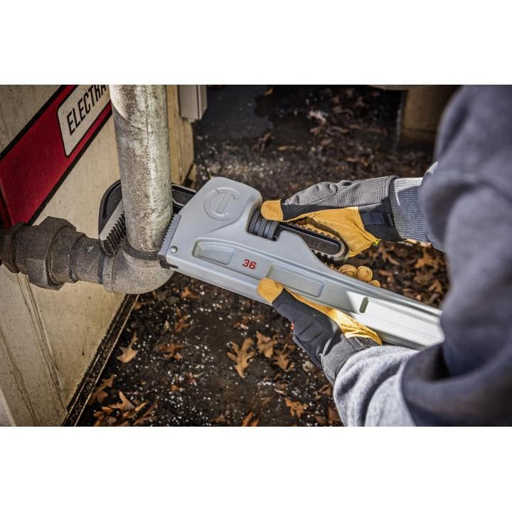 Pipe Wrench - 5" Pipe