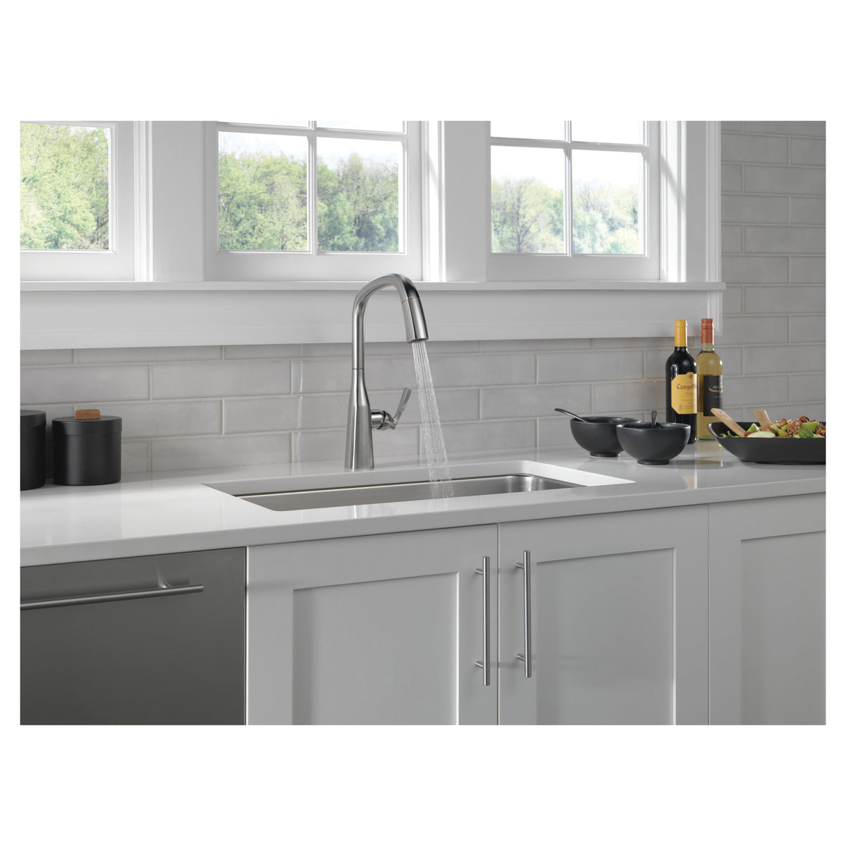 Stryke - Pull-Down Kitchen Faucet - 11-5/16" - 1 Handle