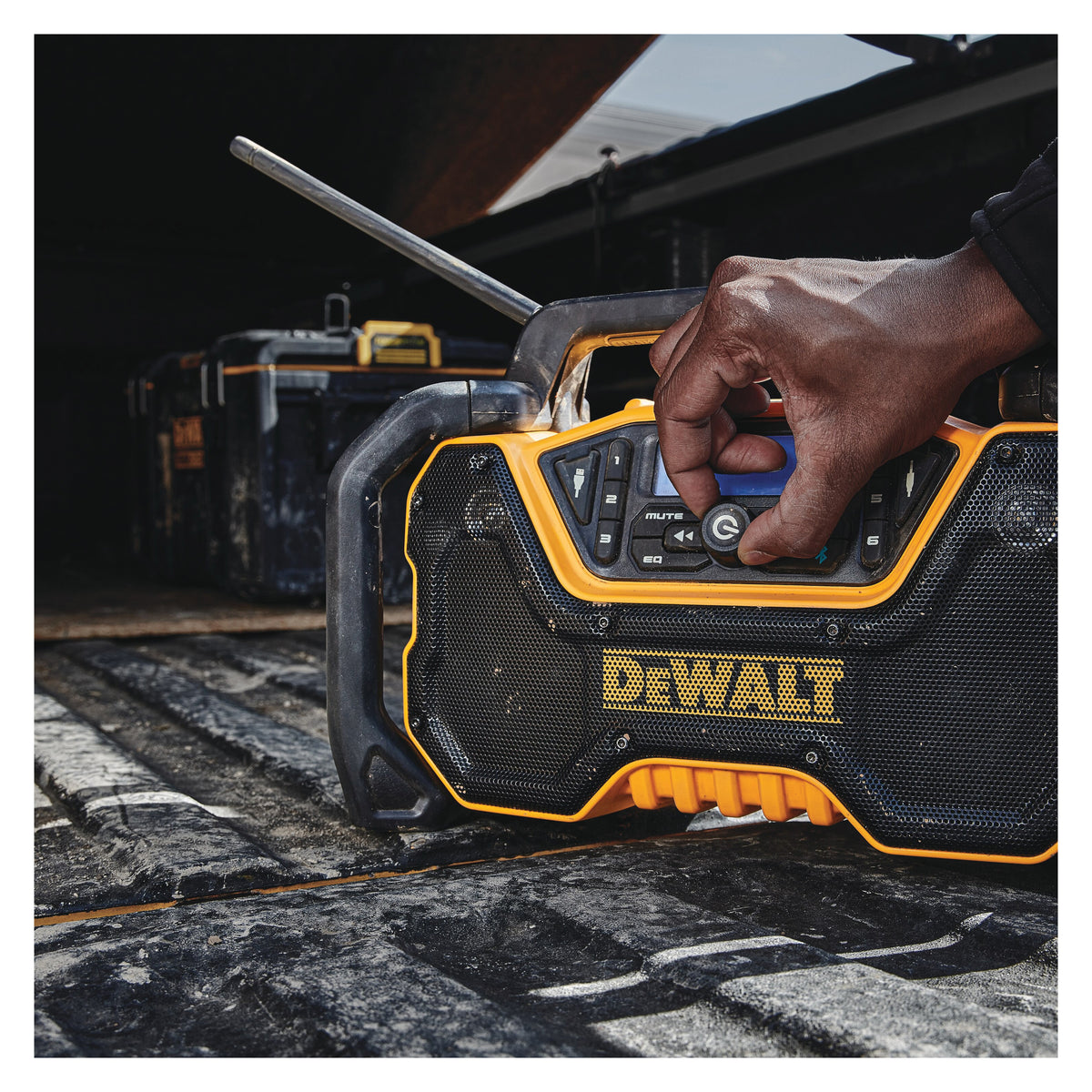 DeWALT® Bluetooth® DCR028B Cordless Jobsite Radio, 12/20 V