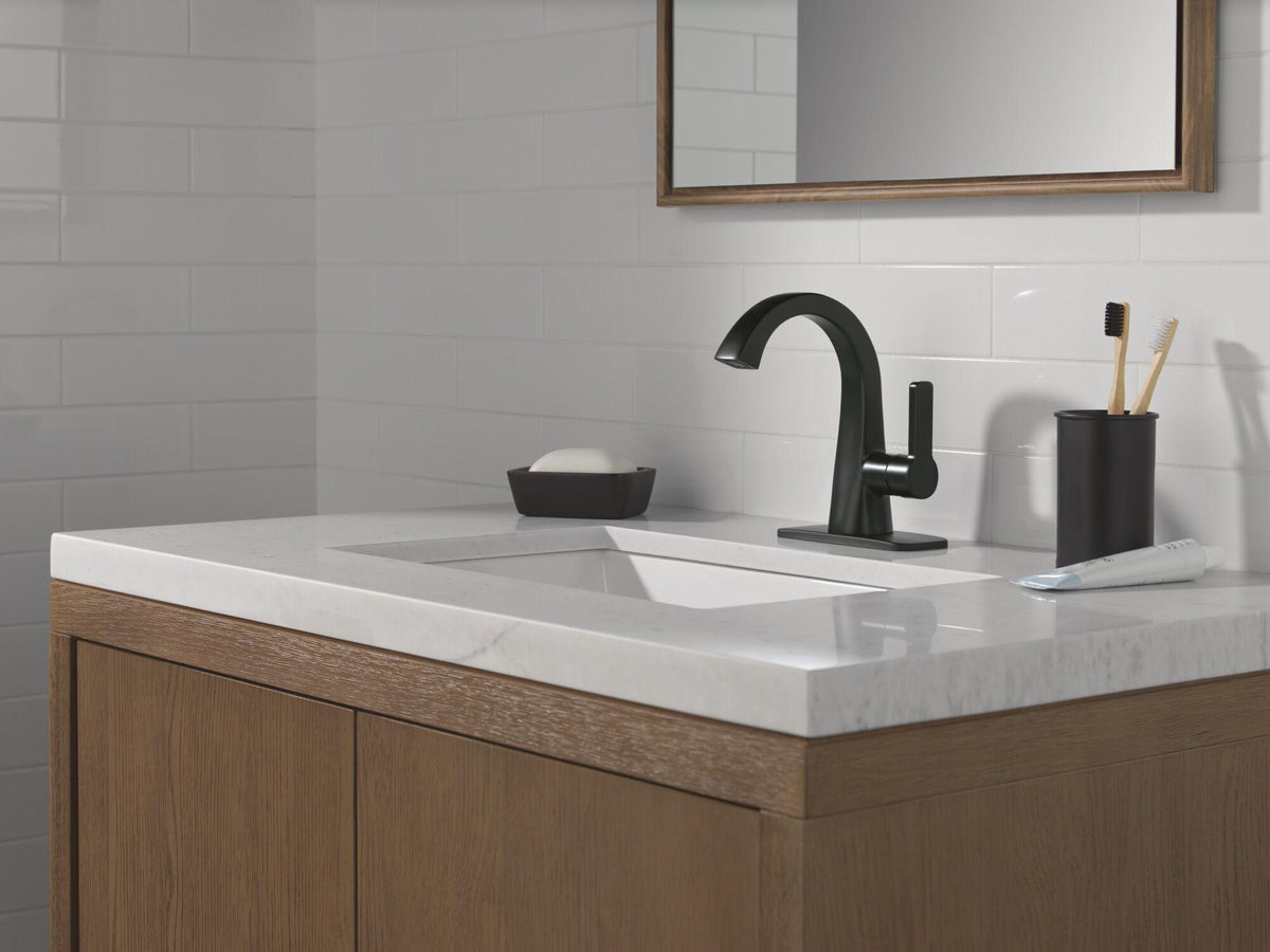 Lineax - Single Bathroom Faucet - Matte Black - Deck Mount