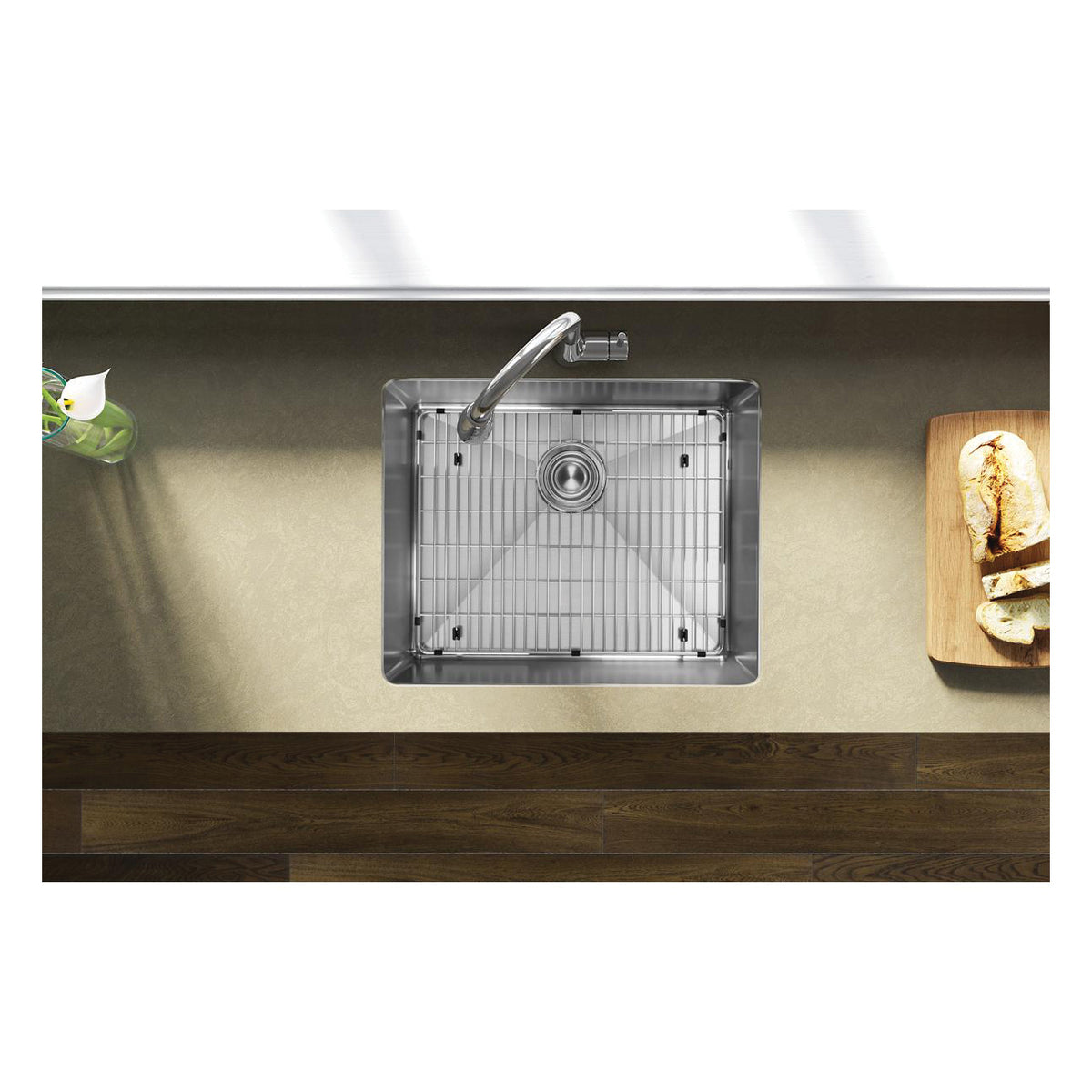 Crosstown - 22-1/2" Transitional Kitchen Sink Kit