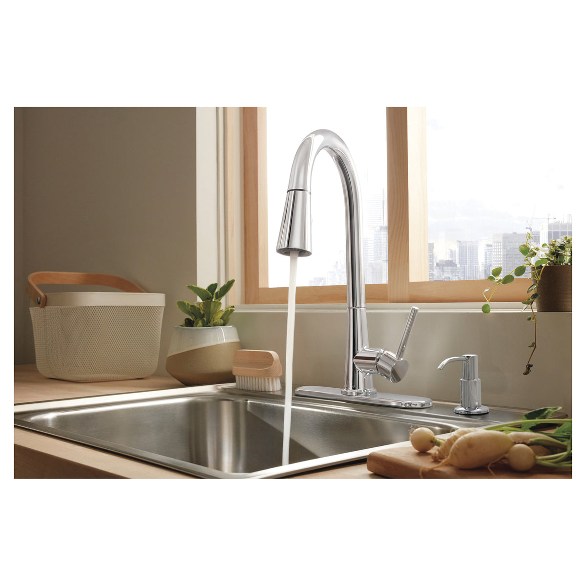 Precept - Pull-Down Kitchen Faucet - 1.5 GPM - Deck Mount
