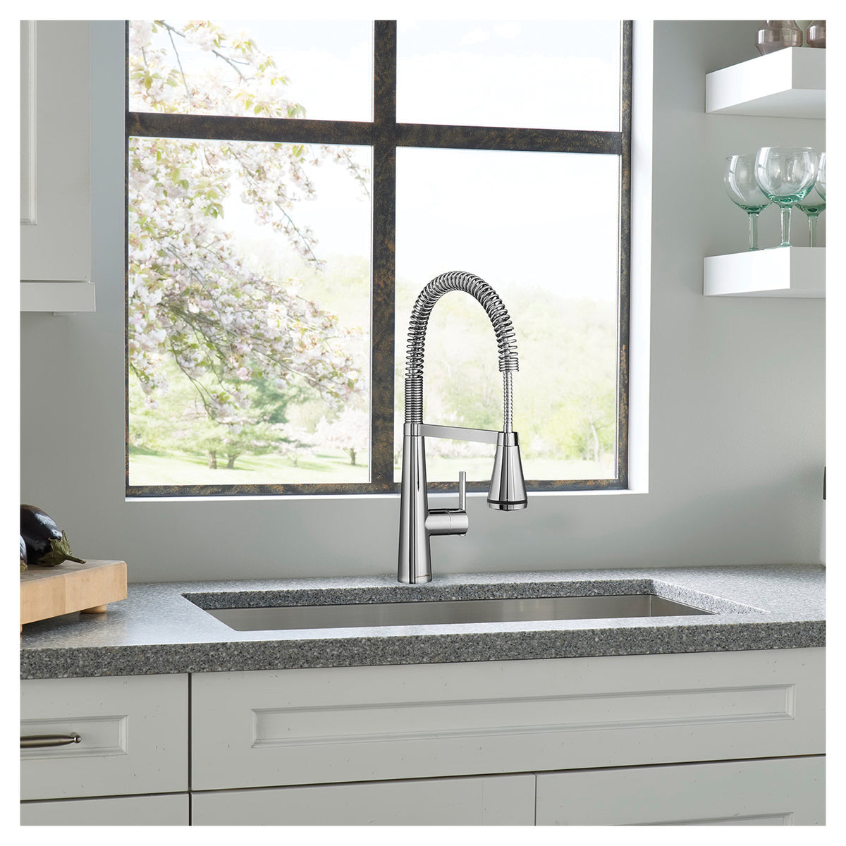 American Standard Edgewater® 4932350 Semi-Professional Kitchen Faucet With SelectFlo® Pull-Down Spray