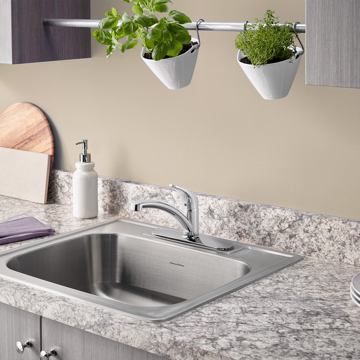 Colony Soft - 7074000 Single Control Kitchen Faucet
