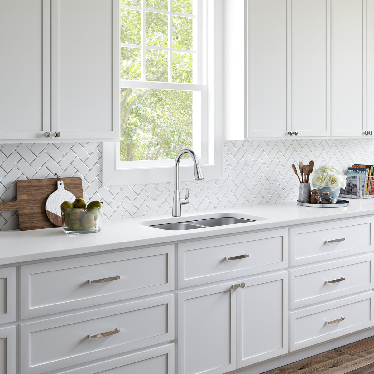 Colony Pro - 7077300 Pull Down Kitchen Faucet