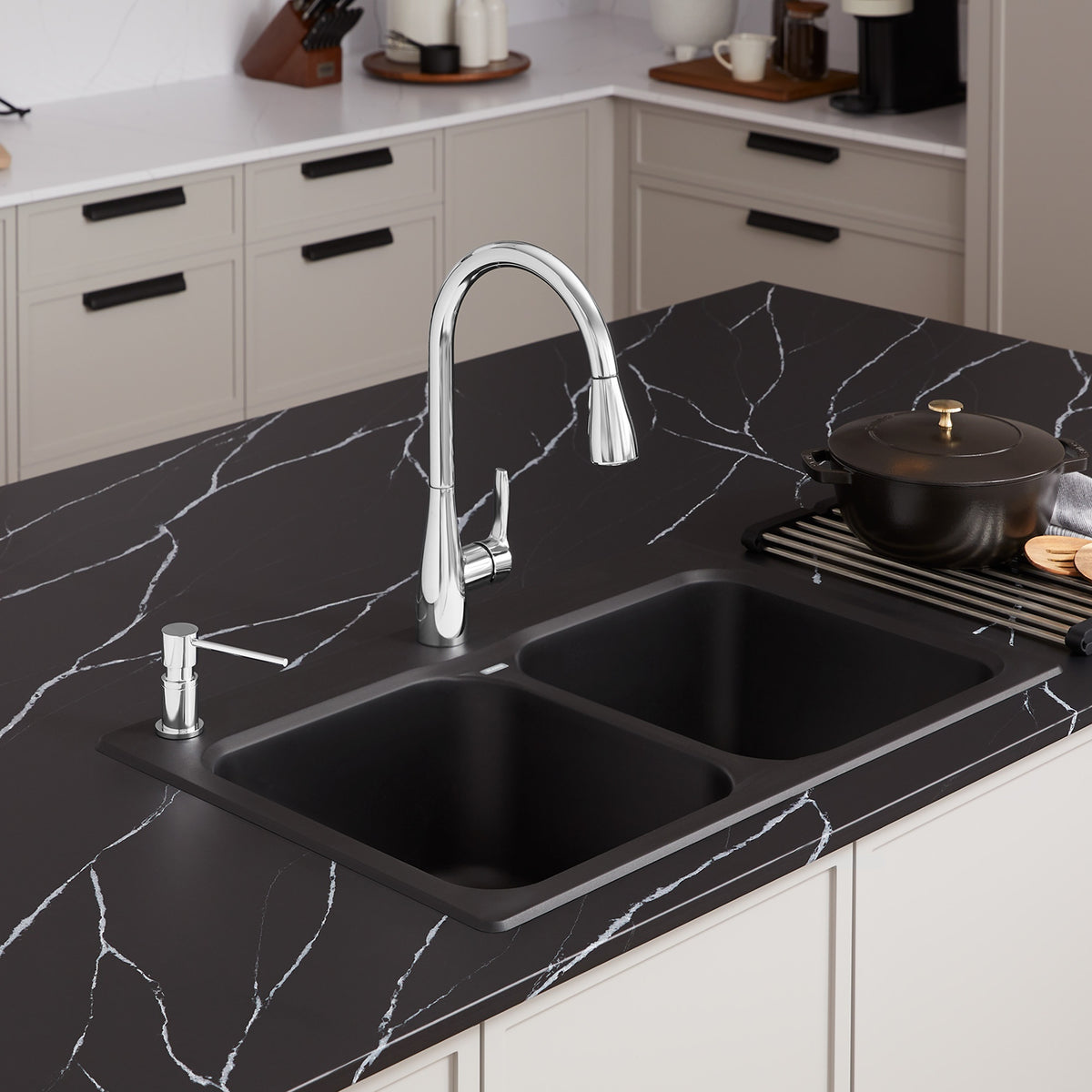 Atura Pull-Down Dual-Spray - Kitchen Faucet