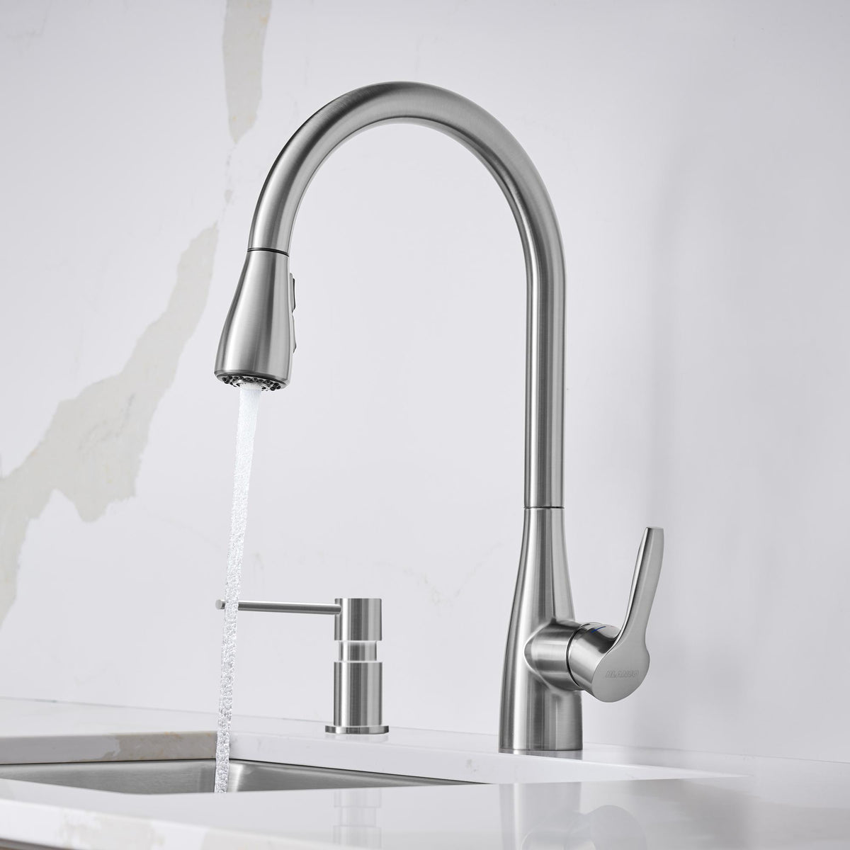 Atura Pull-Down Dual-Spray - Kitchen Faucet