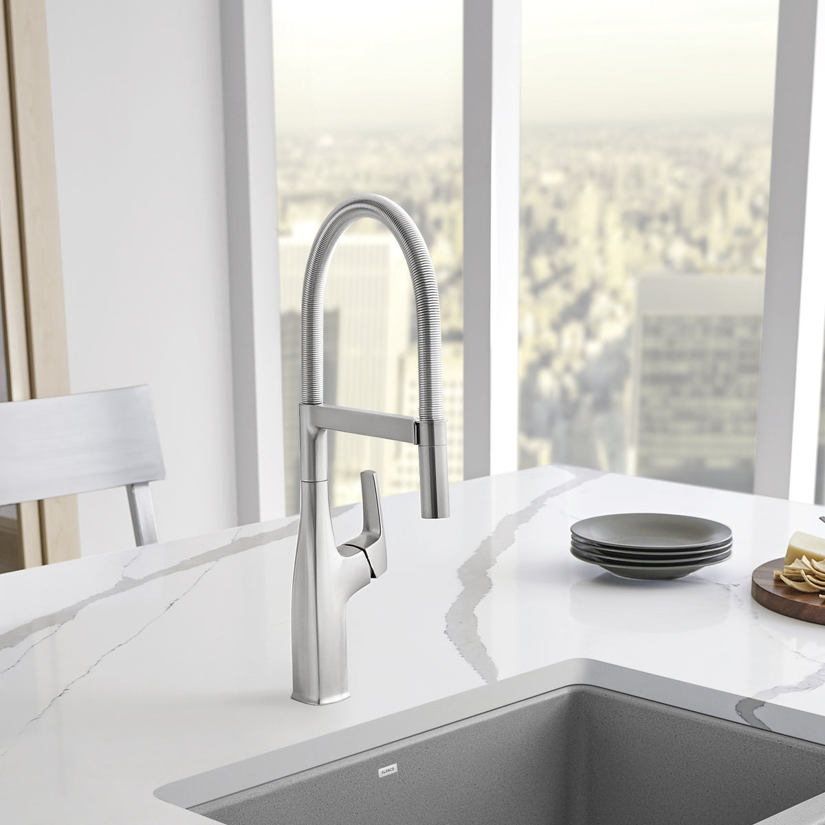 Rivana Semi Pro Pull-Down Dual-Spray - Kitchen Faucet