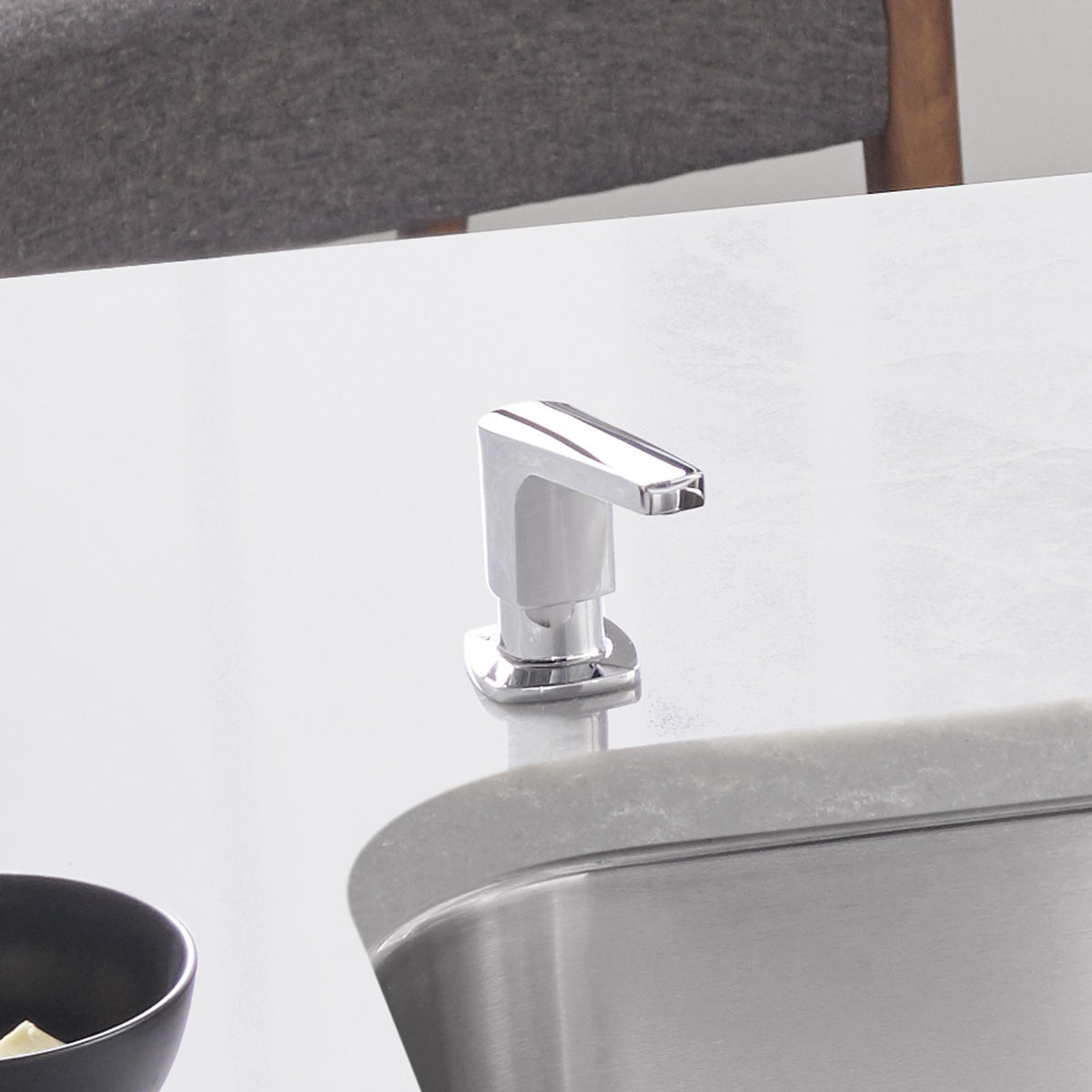 Rivana - Soap Dispenser