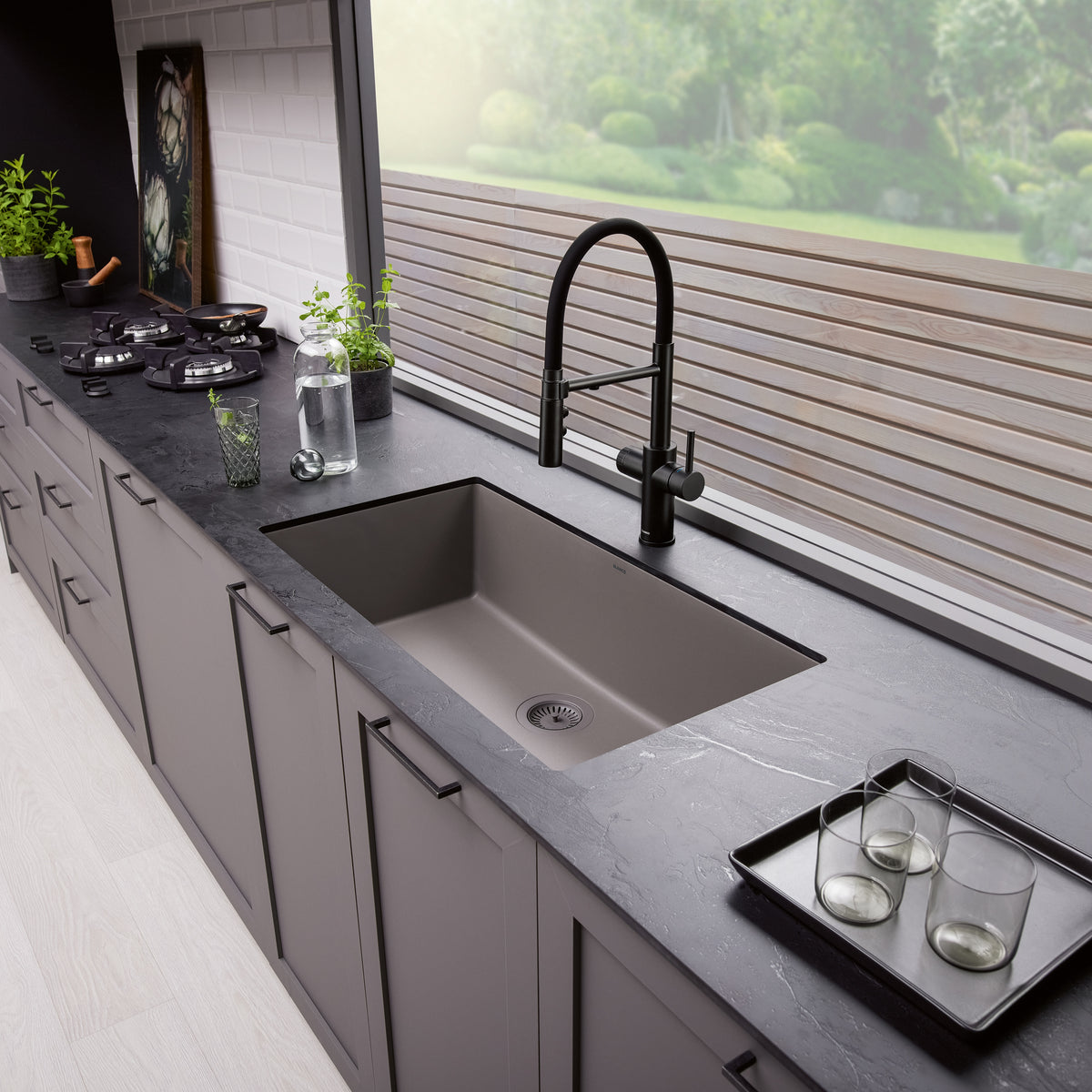 Precis Super Single Undermount - Kitchen Sink