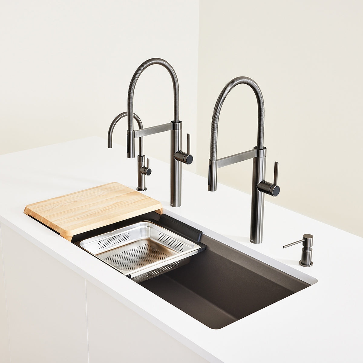 Inteos Single Bowl Kitchen Sink - Coal Black
