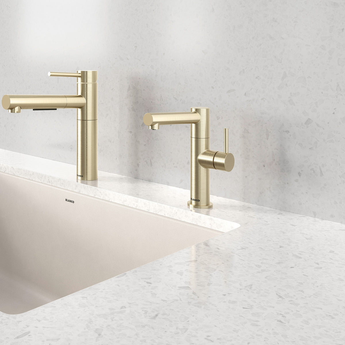 Alta Ii Beverage Low - Arc Faucet