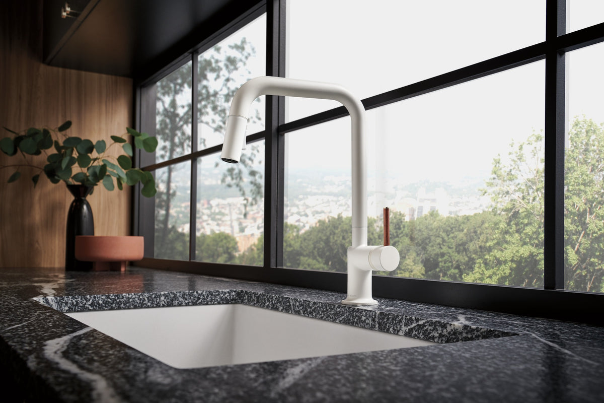 Odin - Pull-Down Kitchen Faucet - Deck Mount - 63065LF
