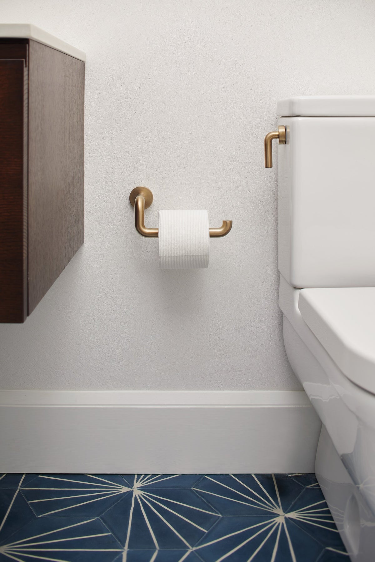 Litze - Tissue Holder - 3-15/16" H - Wall Mount