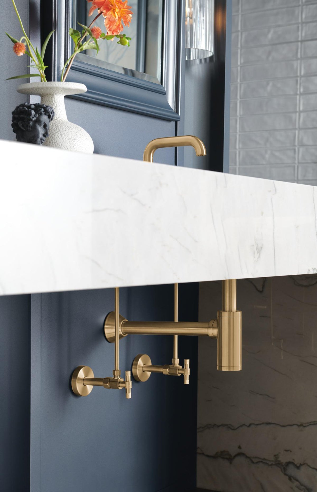 Supply Line - Luxe Gold - 20" L