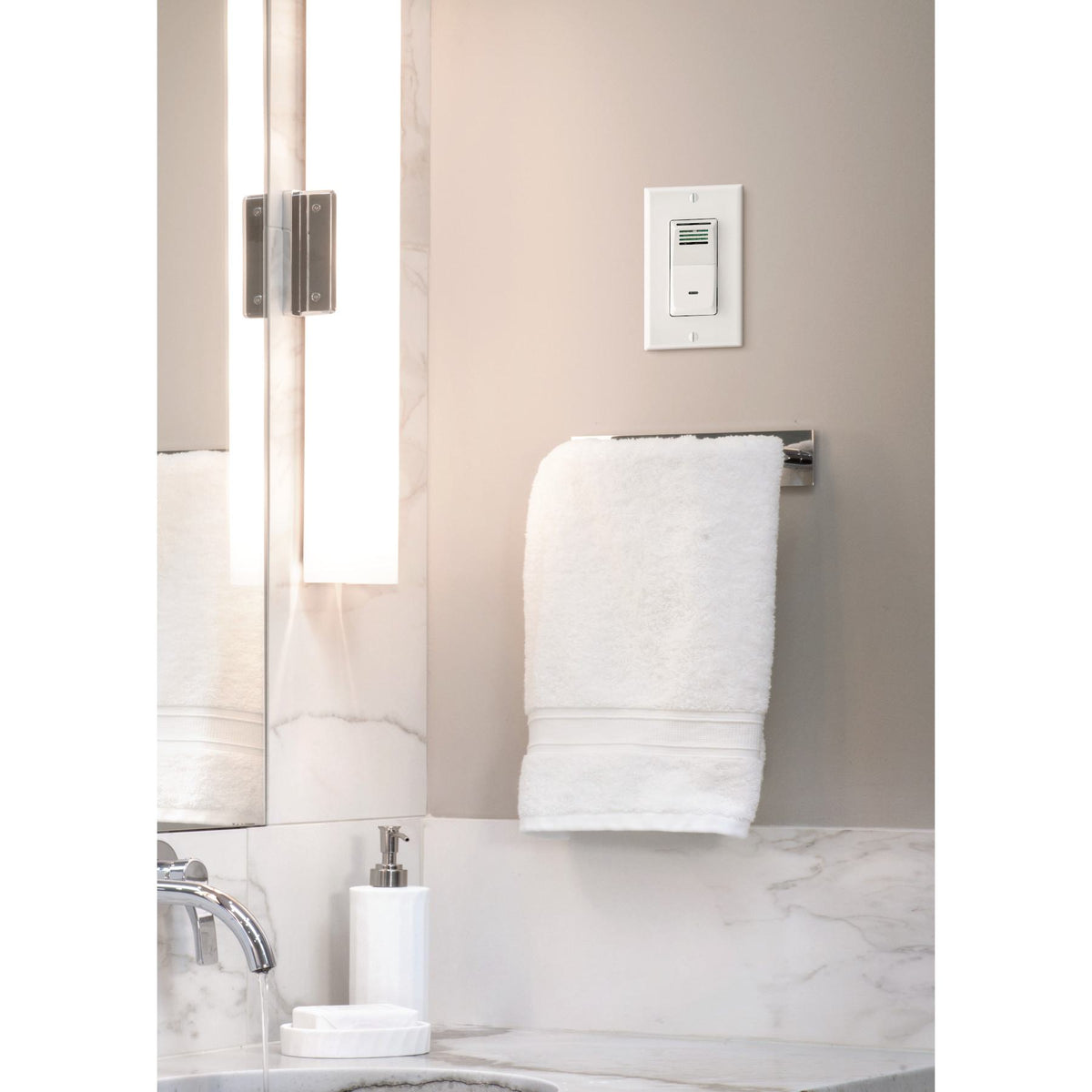 Humidity Sensing Wall Control - Wall Mount