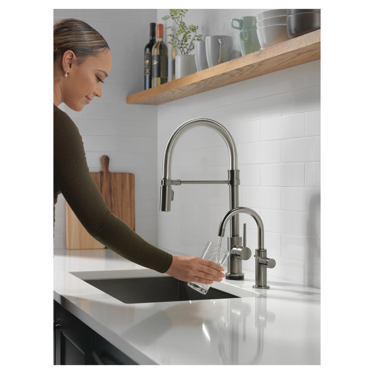 Contemporary Round Beverage Faucet - 5-1/16" - Deck Mount
