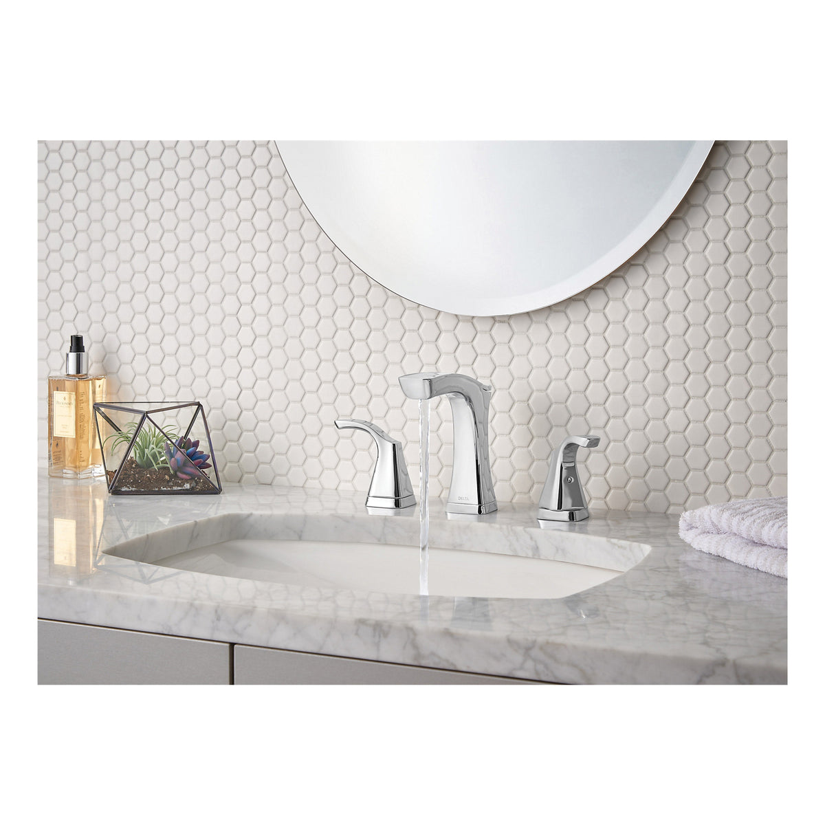 DELTA® Tesla® Widespread Lavatory Faucet, Commercial, 1.2 gpm Flow Rate, 5-3/16 in H Spout, 4 to 16 in Center, 2 Handles, Pop-Up Drain, Domestic