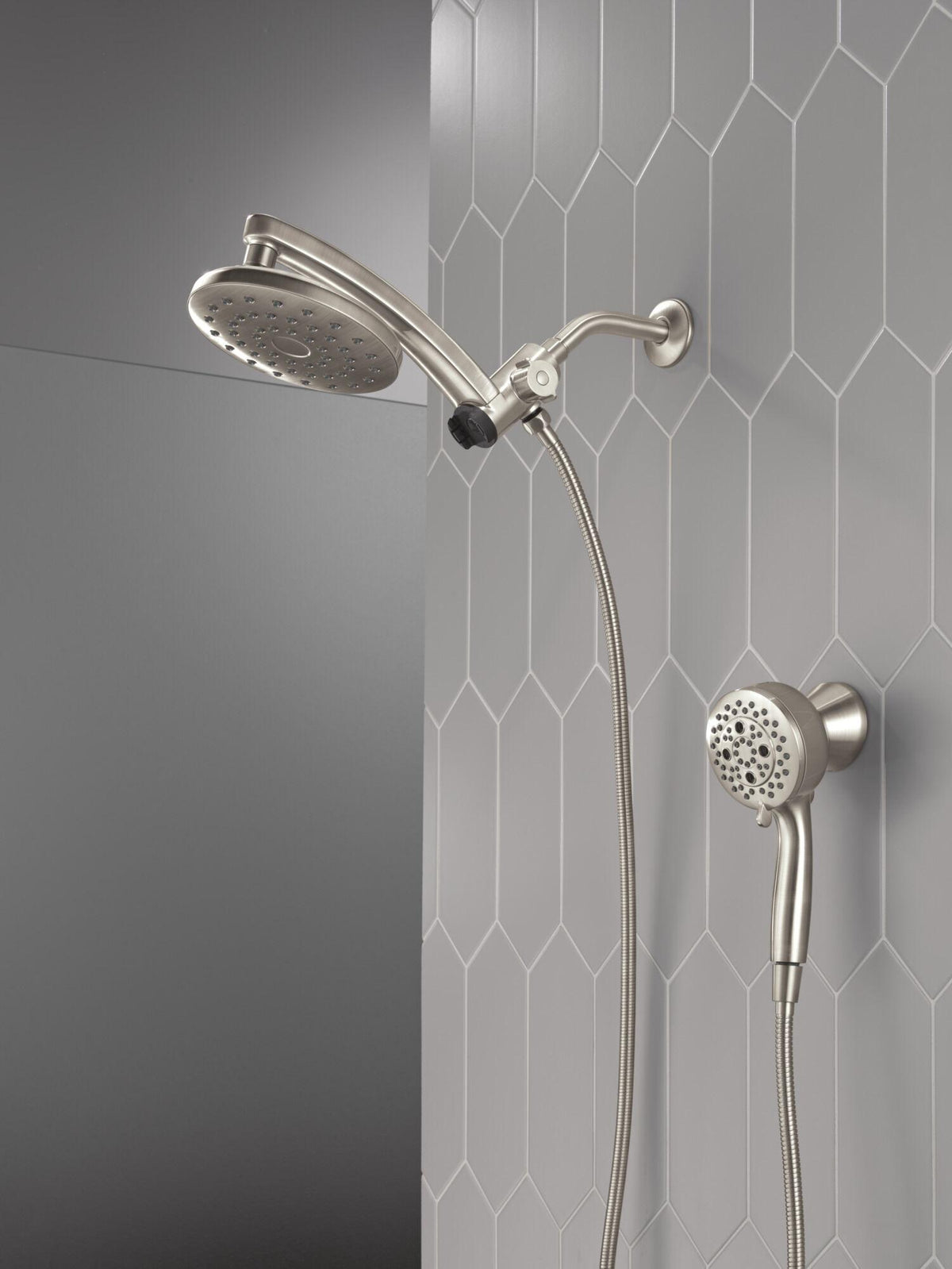Pivotpro - Faucet Shower - 6 Sprays - Wall Mount