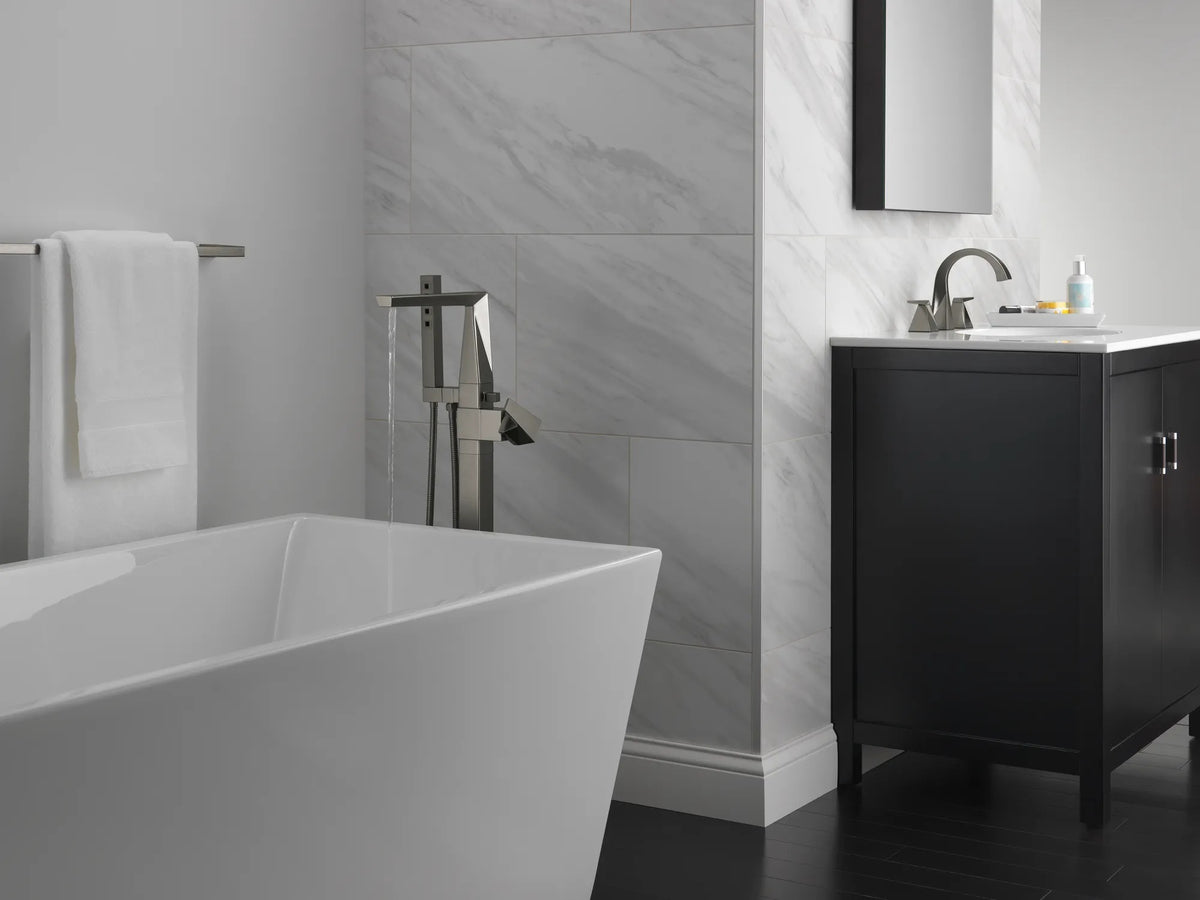 Trillian - 30" Towel Bar