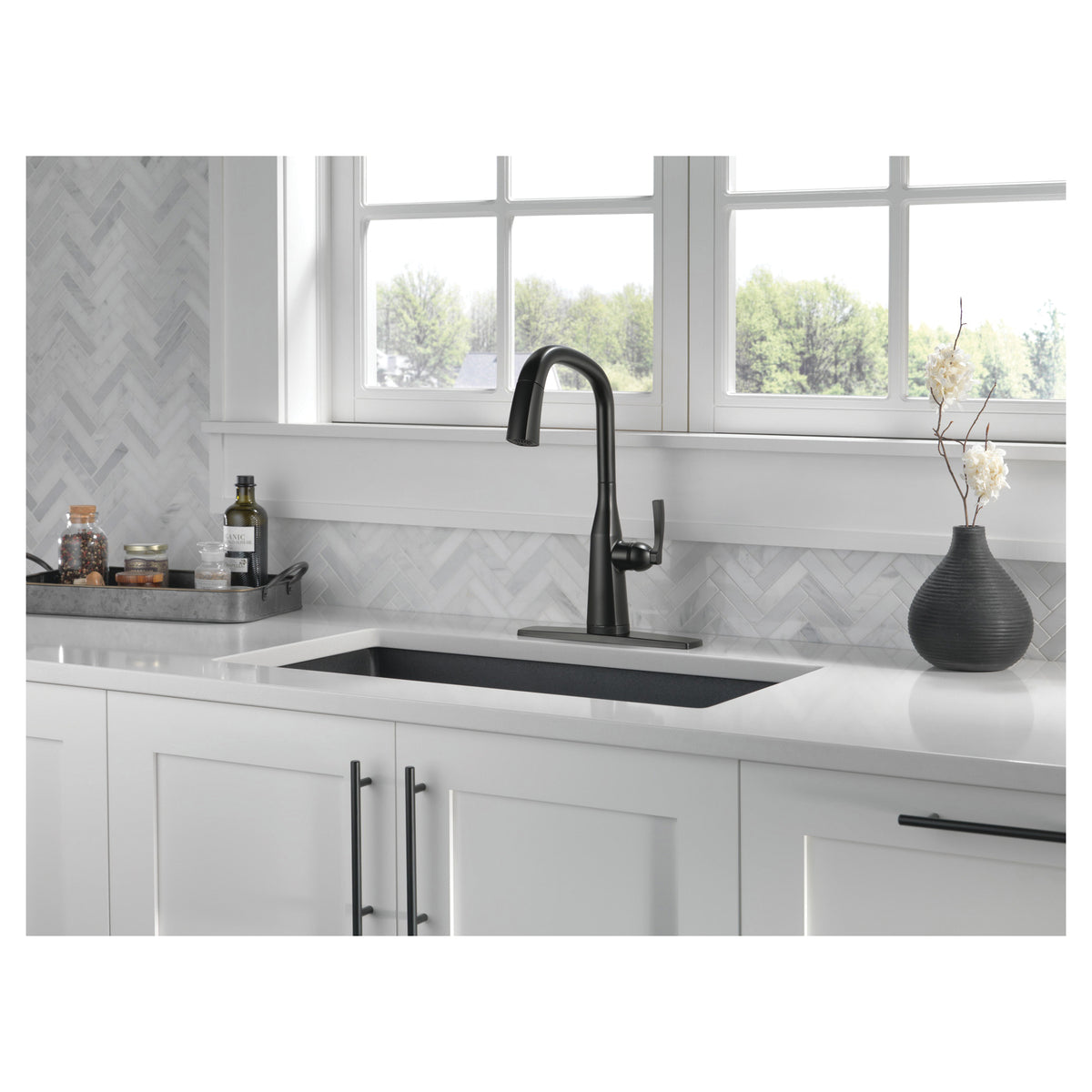 Stryke - Pull-Down Kitchen Faucet - Matte Black - 11-13/16"