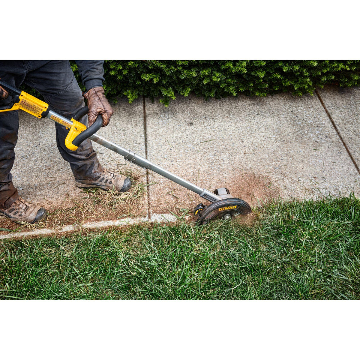 Cordless Lawn Edger - 2" D Cutting - 20 V