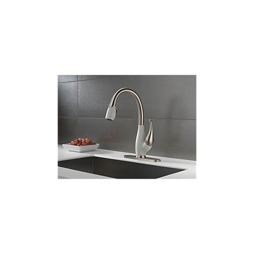 DELTA® Fuse™ Kitchen Faucet, 1.8 gpm Flow Rate, 1 Handles, 1 Faucet Holes, Function: Traditional, Domestic, Commercial