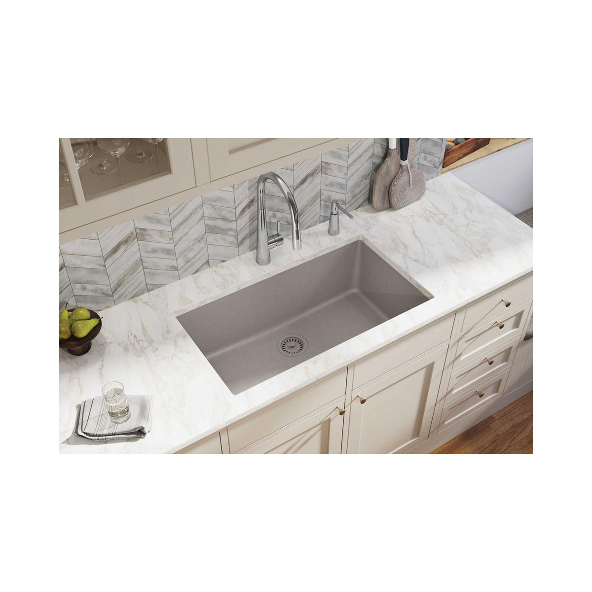 Classic - 33" Traditional Kitchen Sink - Greige