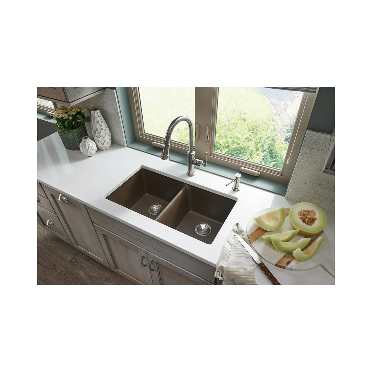 Quartz Classic - 33" Kitchen Sink - Undermount - Double Bowl