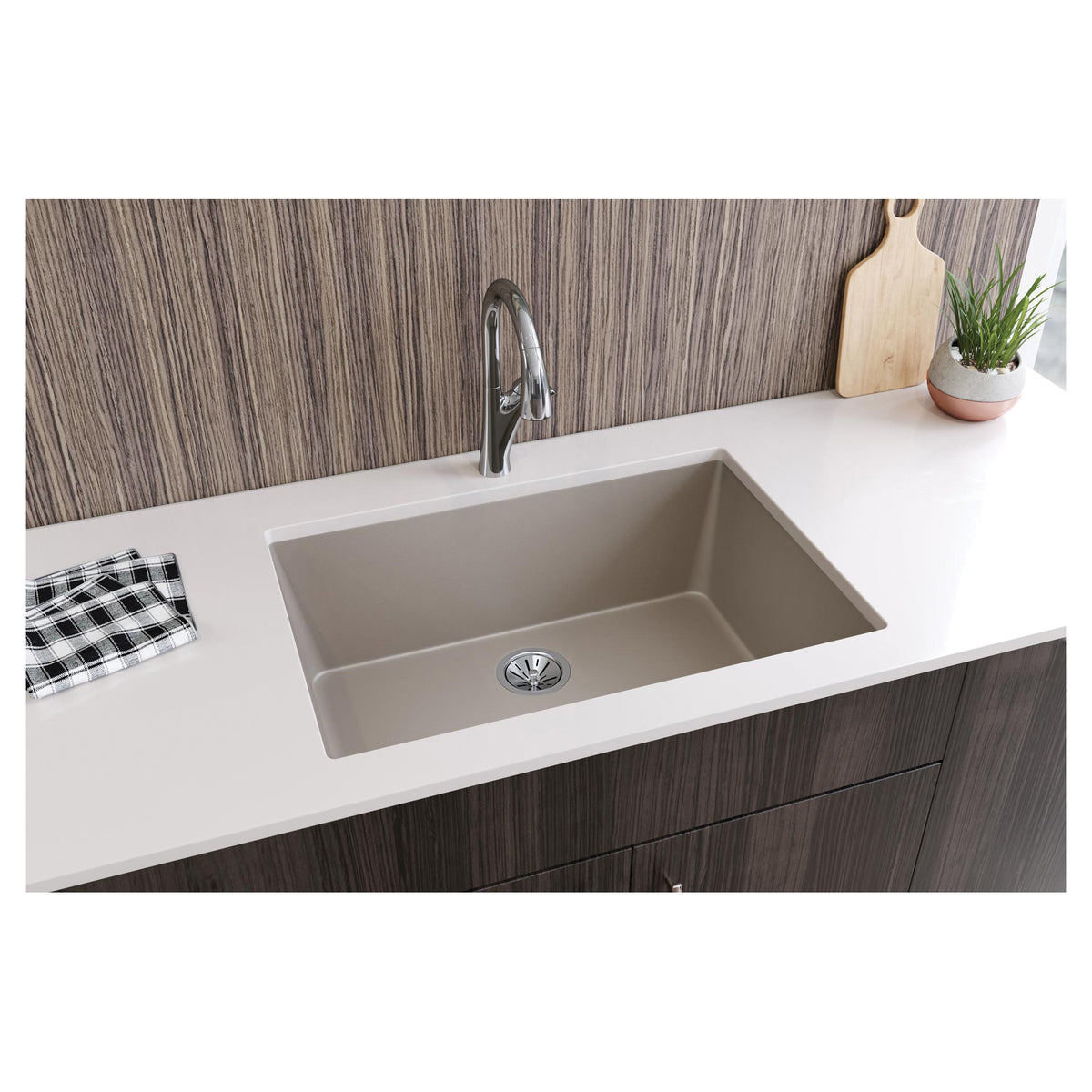 Luxe - 33" Transitional Kitchen Sink - Undermount - Quartz