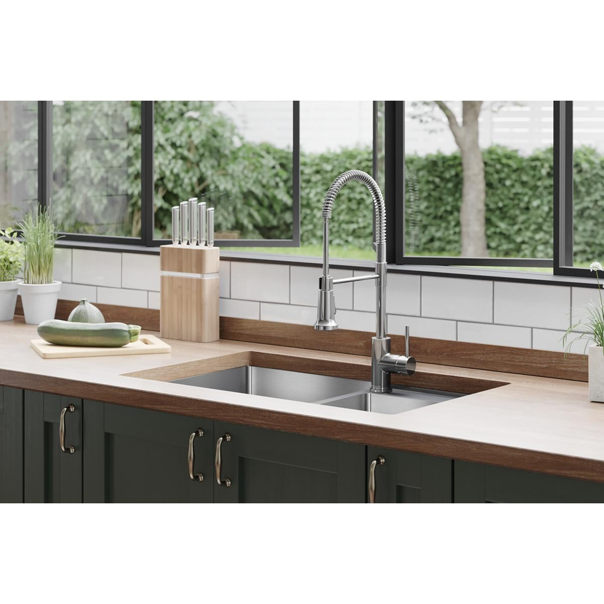 Avado - Kitchen Faucet - Deck Mount - 1.8 GPM