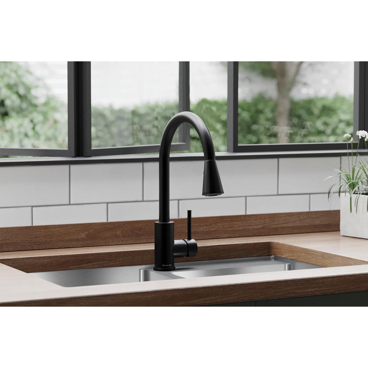 Avado - Kitchen Faucet - Solid