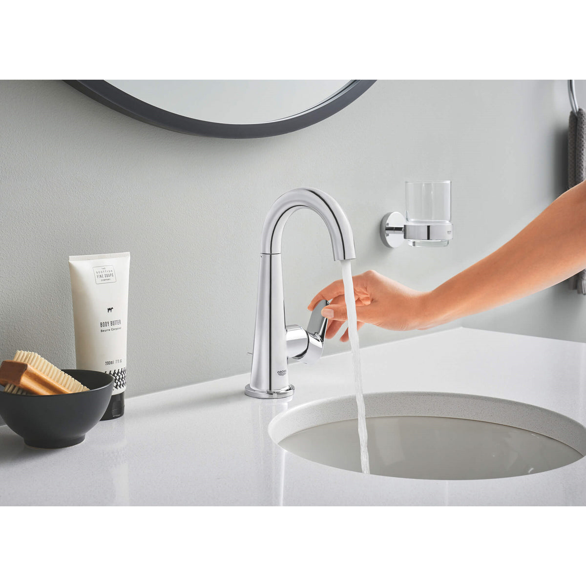 Essentials - 40365_1 Open Round Towel Ring