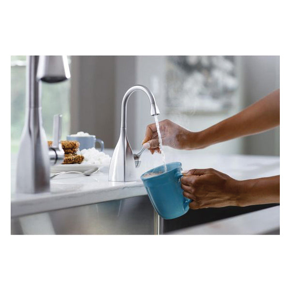 Showroom - Instant Hot Water Faucet - Transitional 1020