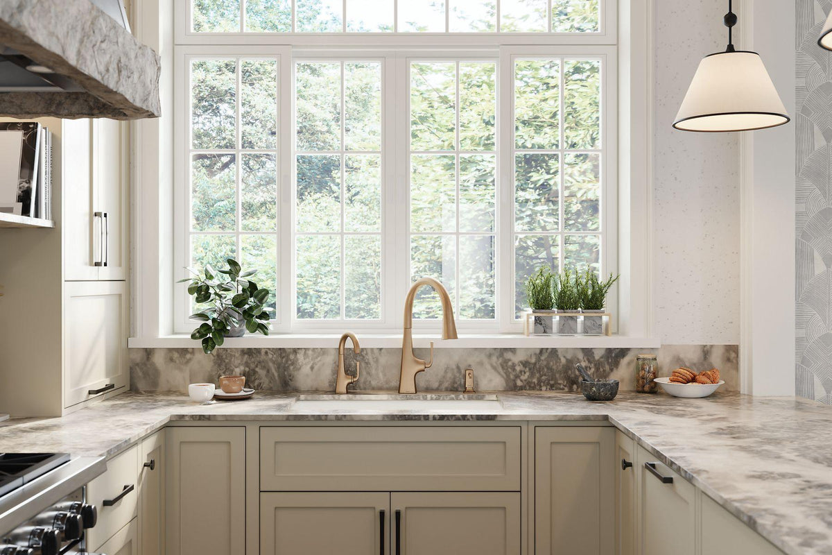 Graze - Faucet - Deck Mount - 1.5 GPM