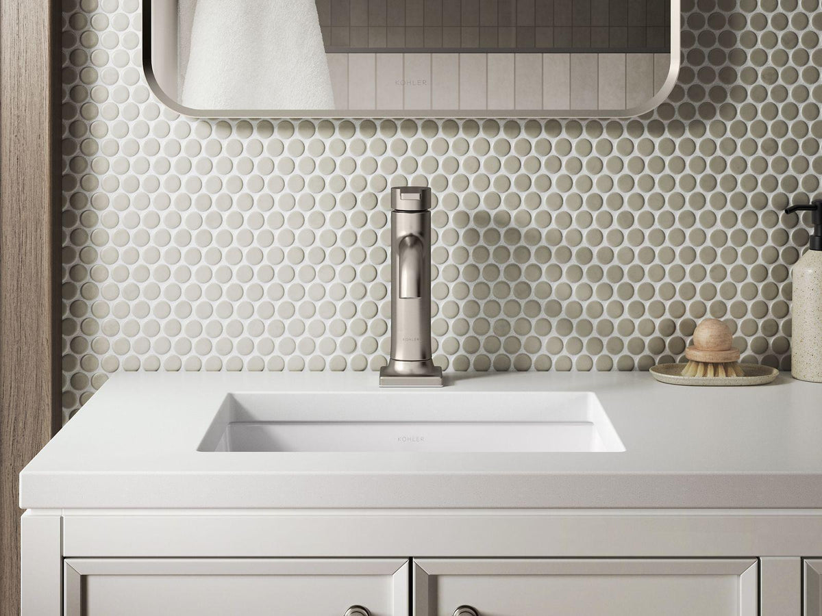 Venza - Single Handle Bathroom Sink Faucet - 5-1/2" - 1 GPM