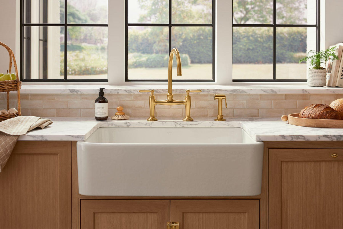 Edalyn Kitchen Sink Faucet with Side Sprayer
