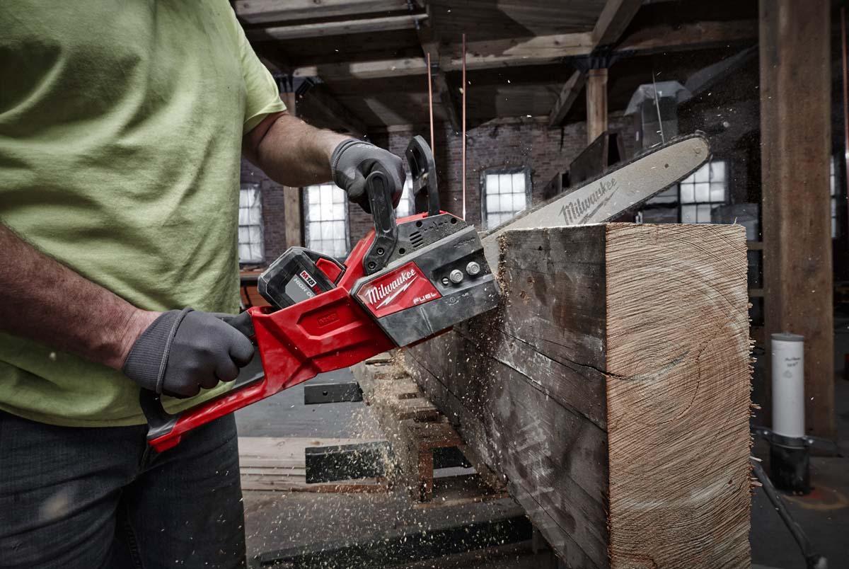 Fuel Cordless Chain Saw - 0.043" Bar/Chain