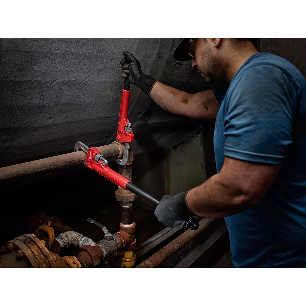Adaptable Pipe Wrench - 21.8" OAL