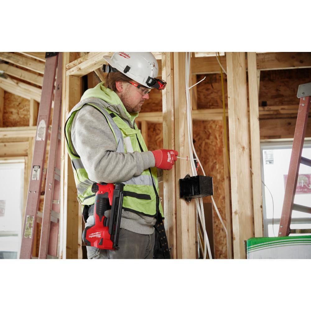 Milwaukee® MNM1-600 MNM Insulated Cable Staples, 0.75 in W Crown, 3 in L Leg, Galvanized steel, Gray
