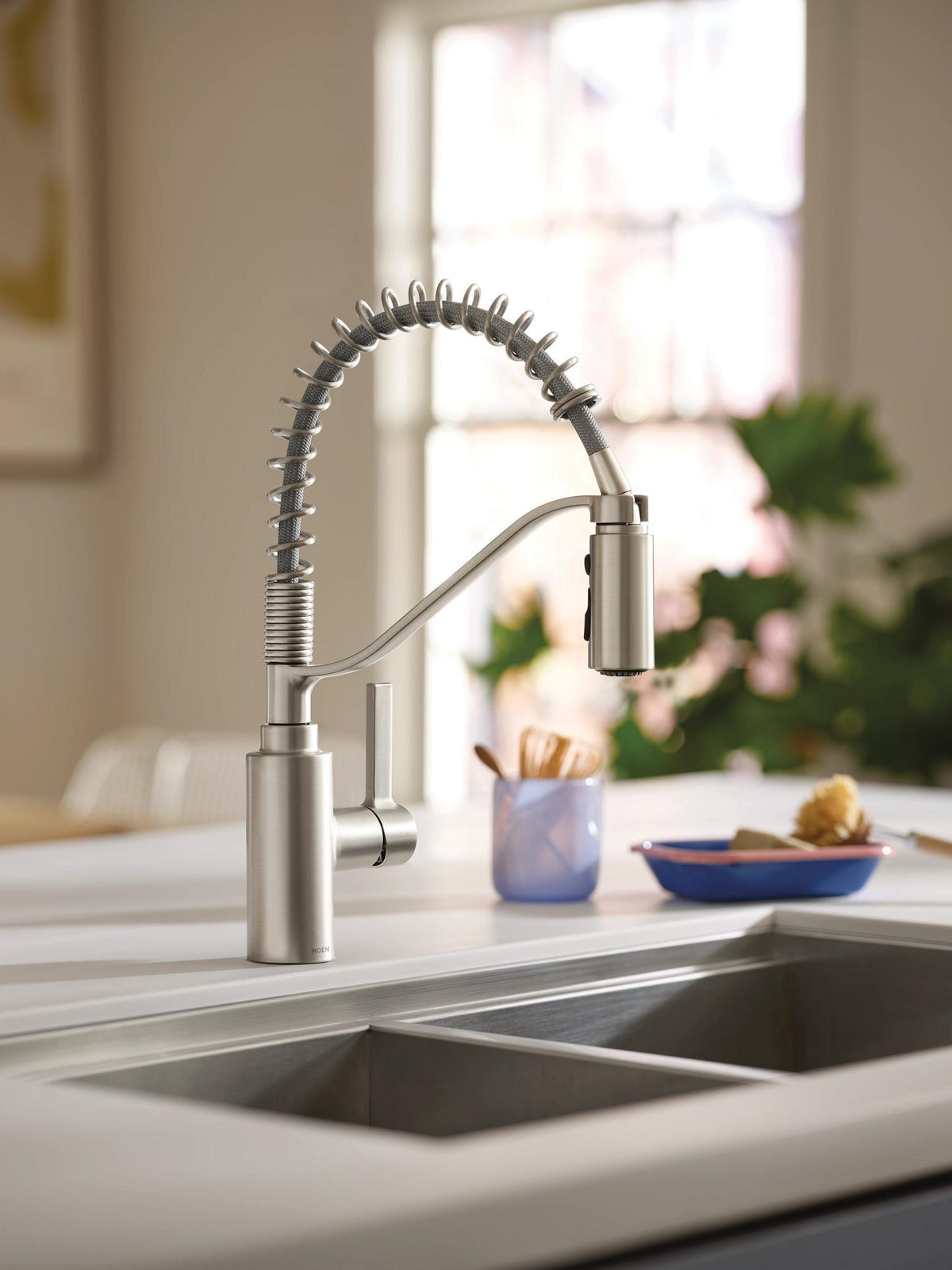 Genta Lx - Pull-Down Kitchen Faucet - 3/8" - Sink/Countertop