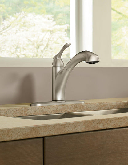 Banbury - Low Arc Pull-Out Kitchen Faucet - Deck Mount