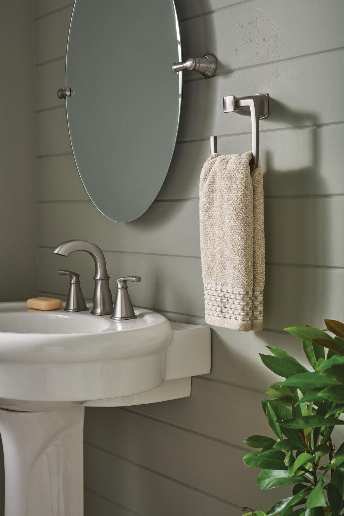 Hensley - Towel Ring - Stainless Steel