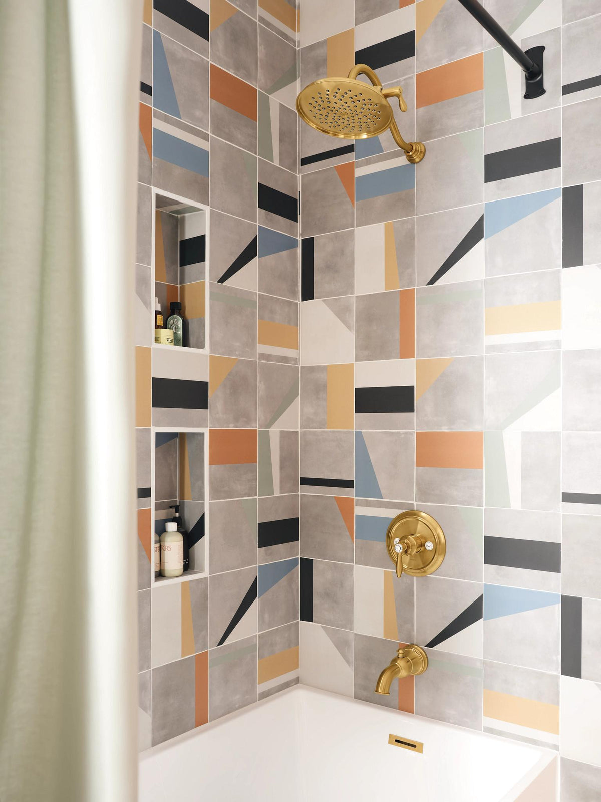 Weymouth - Tub/Shower Trim - 1.75 GPM Shower - Wall Mount