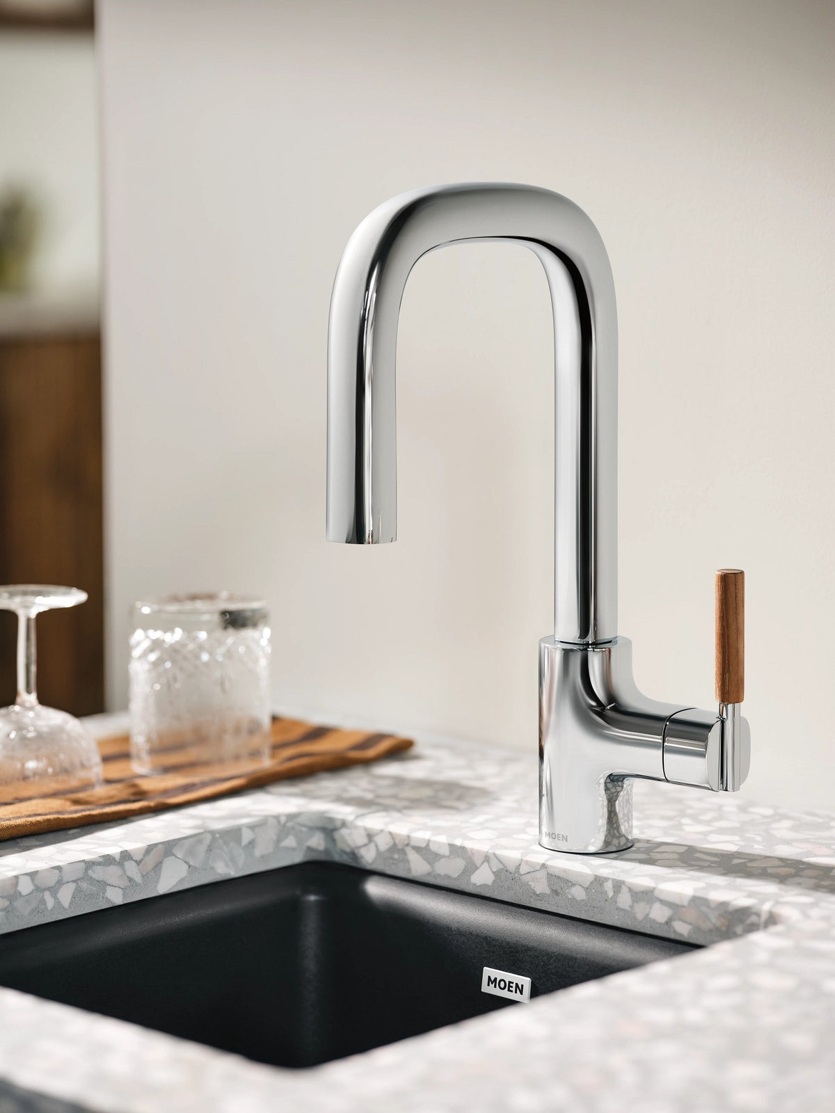 Tenon - Pull-Down Bar Faucet - Chrome - Right