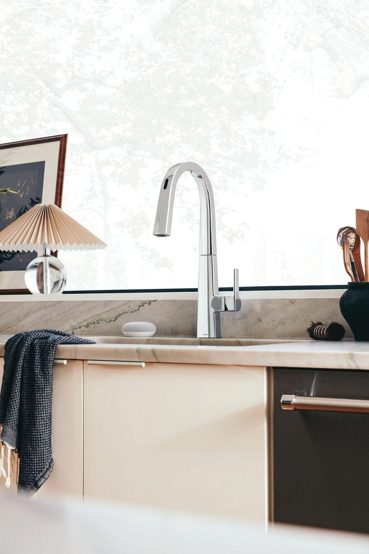 Nio Smart - Pull-Down Kitchen Faucet - Chrome - 1.5 GPM