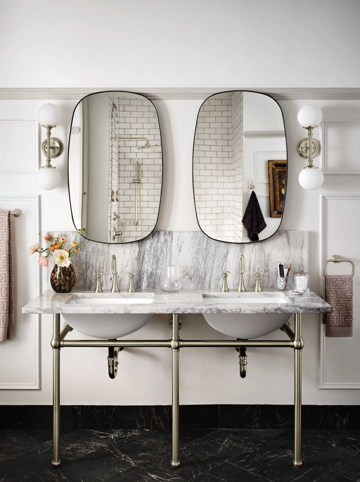Colinet - 18" Towel Bar - Brushed Nickel