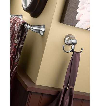 Banbury - 18" Towel Bar - Aluminum - Constructed of Zinc