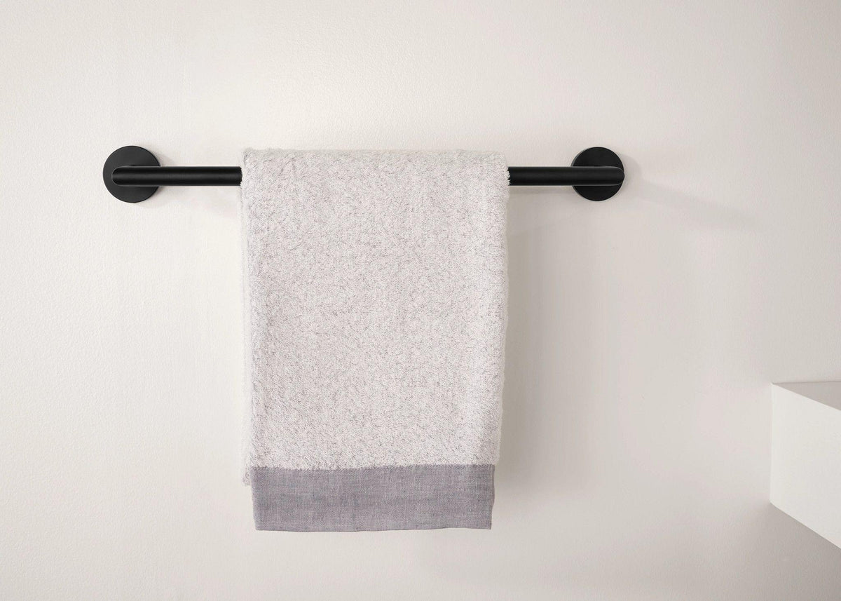 Arlys - 18" Towel Bar - Matte Black - Stainless Steel/Zinc